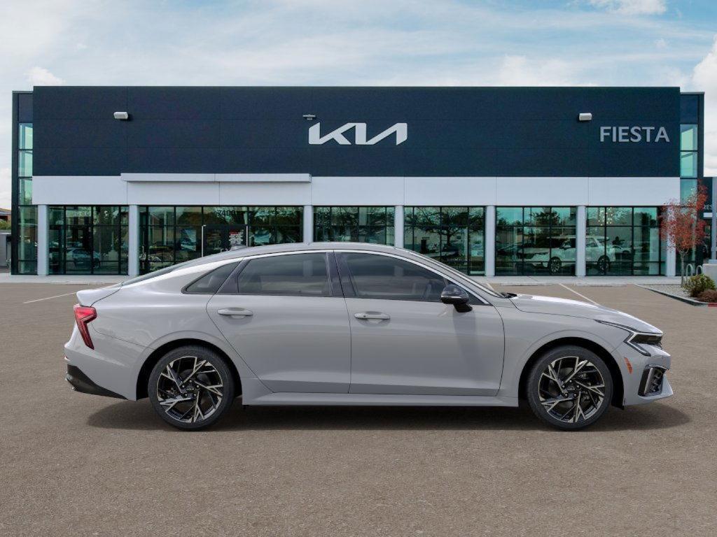 new 2025 Kia K5 car
