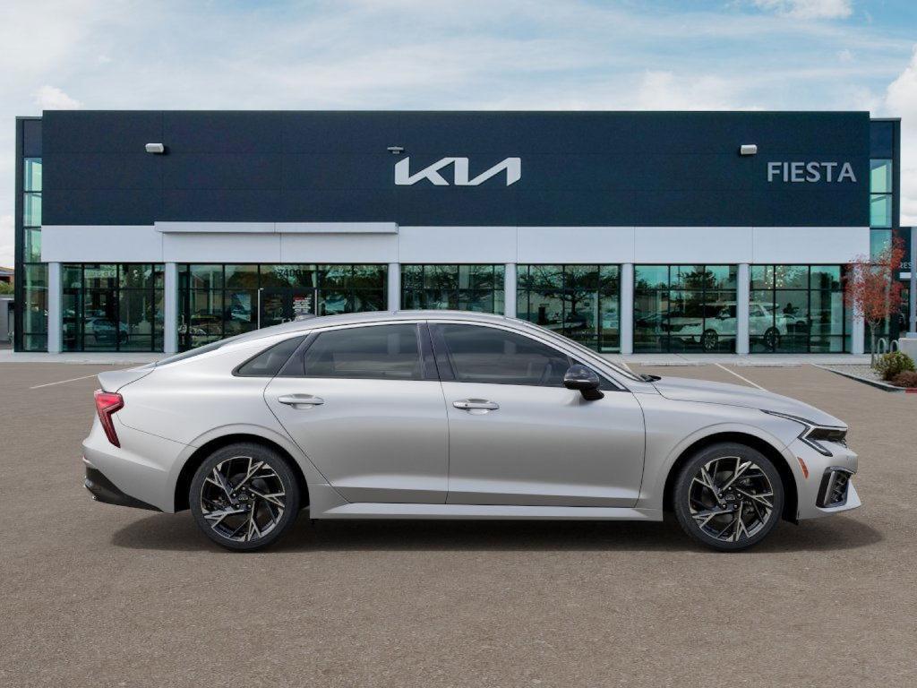 new 2025 Kia K5 car