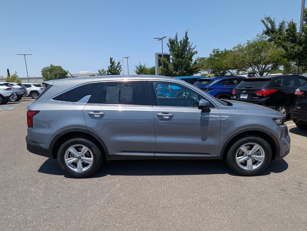 used 2021 Kia Sorento car, priced at $18,491
