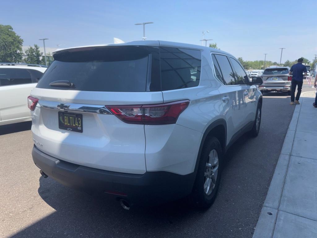 used 2021 Chevrolet Traverse car, priced at $23,491