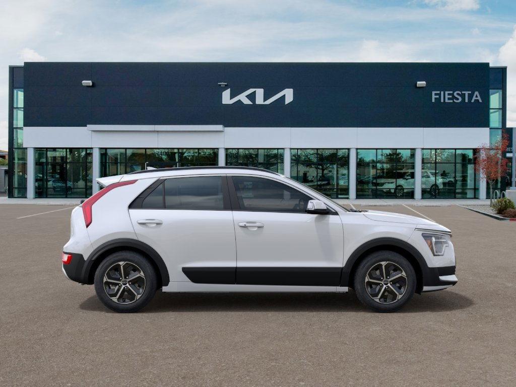 new 2025 Kia Niro car