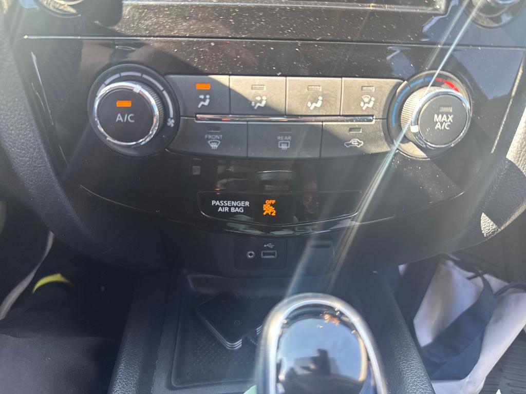used 2020 Nissan Rogue car, priced at $17,861