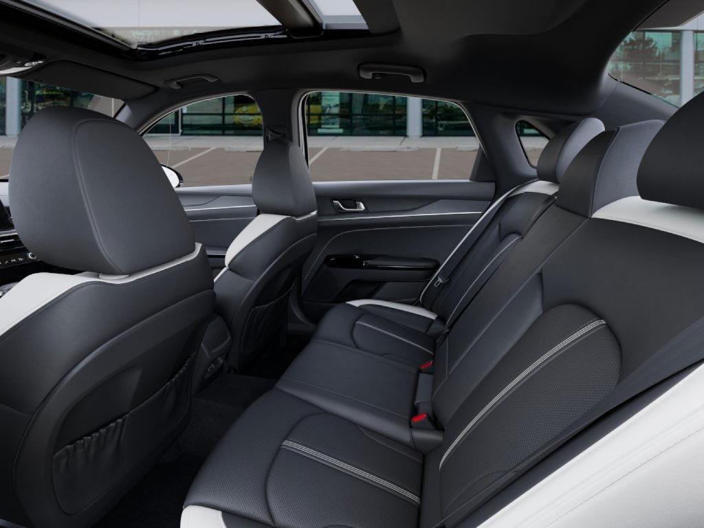 new 2025 Kia K5 car