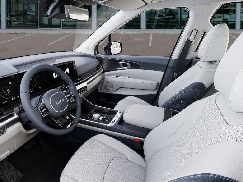 new 2025 Kia Carnival Hybrid car