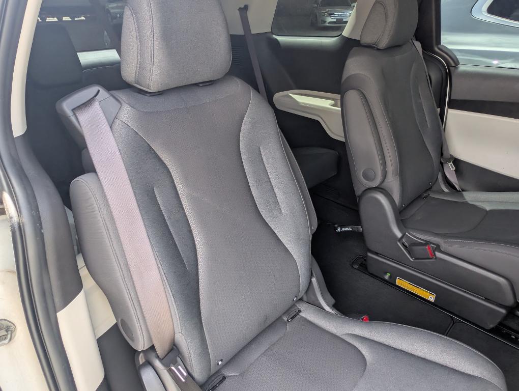 used 2022 Kia Carnival car, priced at $29,293