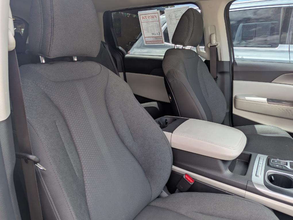 used 2022 Kia Carnival car, priced at $29,293