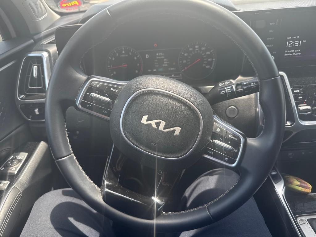 used 2022 Kia Sorento car, priced at $32,491