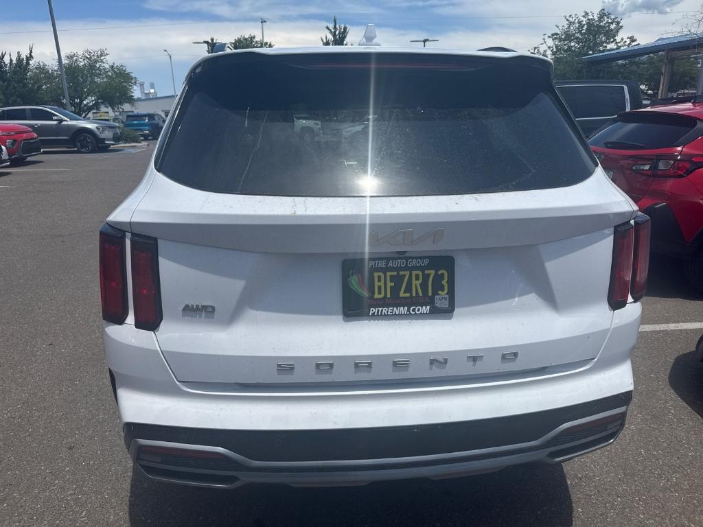 used 2022 Kia Sorento car, priced at $32,491