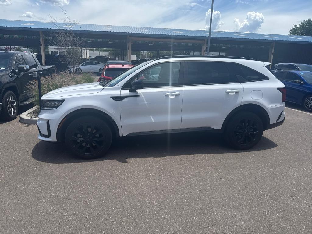 used 2022 Kia Sorento car, priced at $32,491