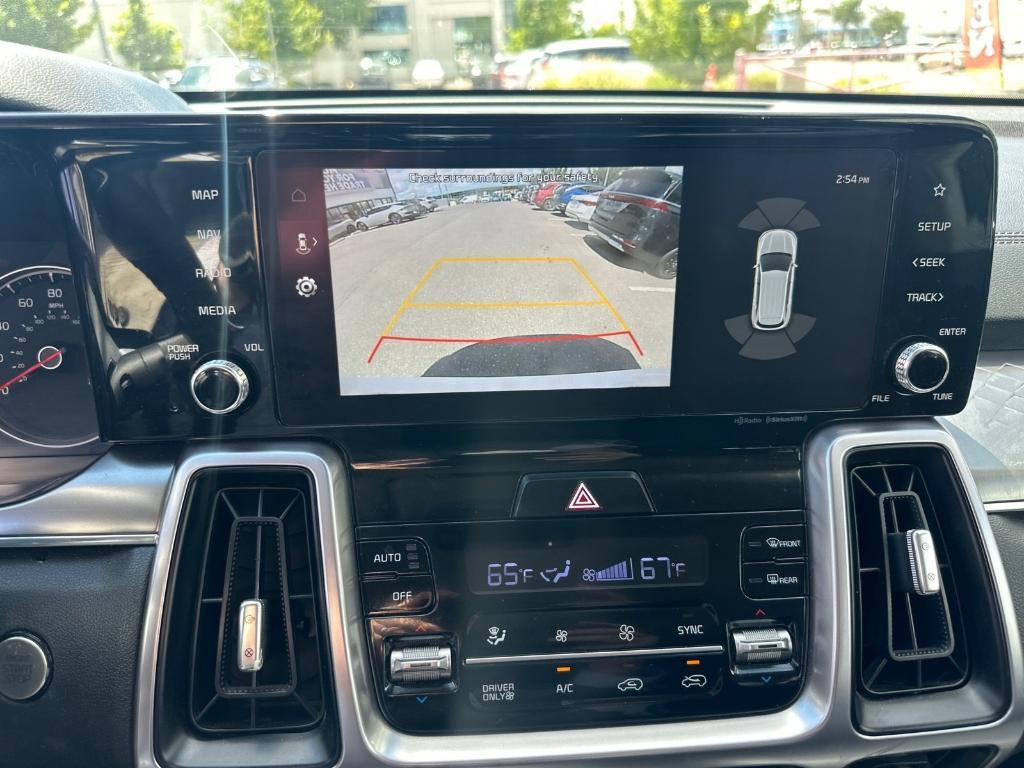 used 2023 Kia Sorento Hybrid car, priced at $29,992