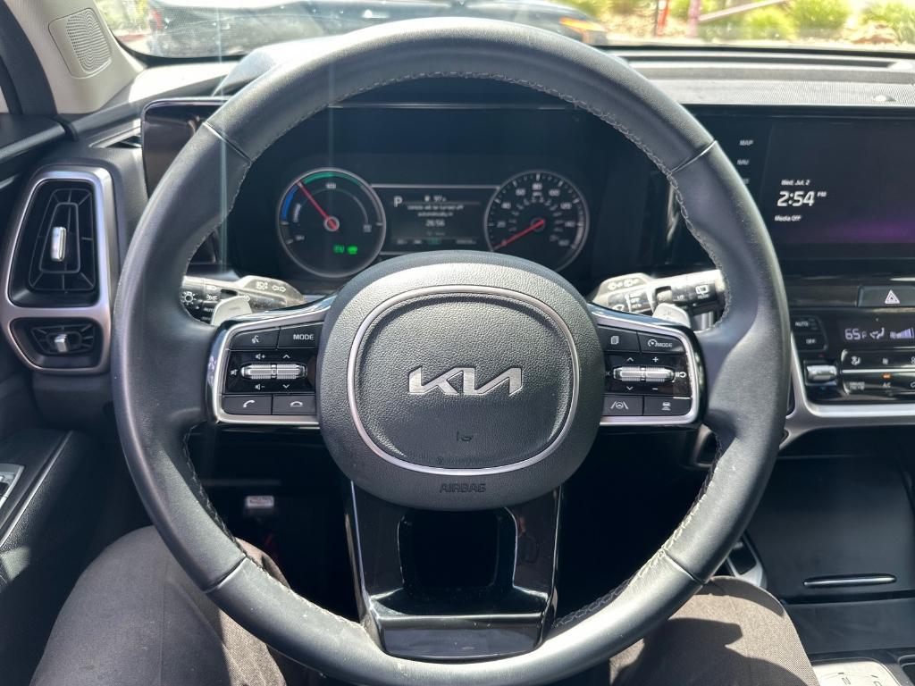 used 2023 Kia Sorento Hybrid car, priced at $29,992