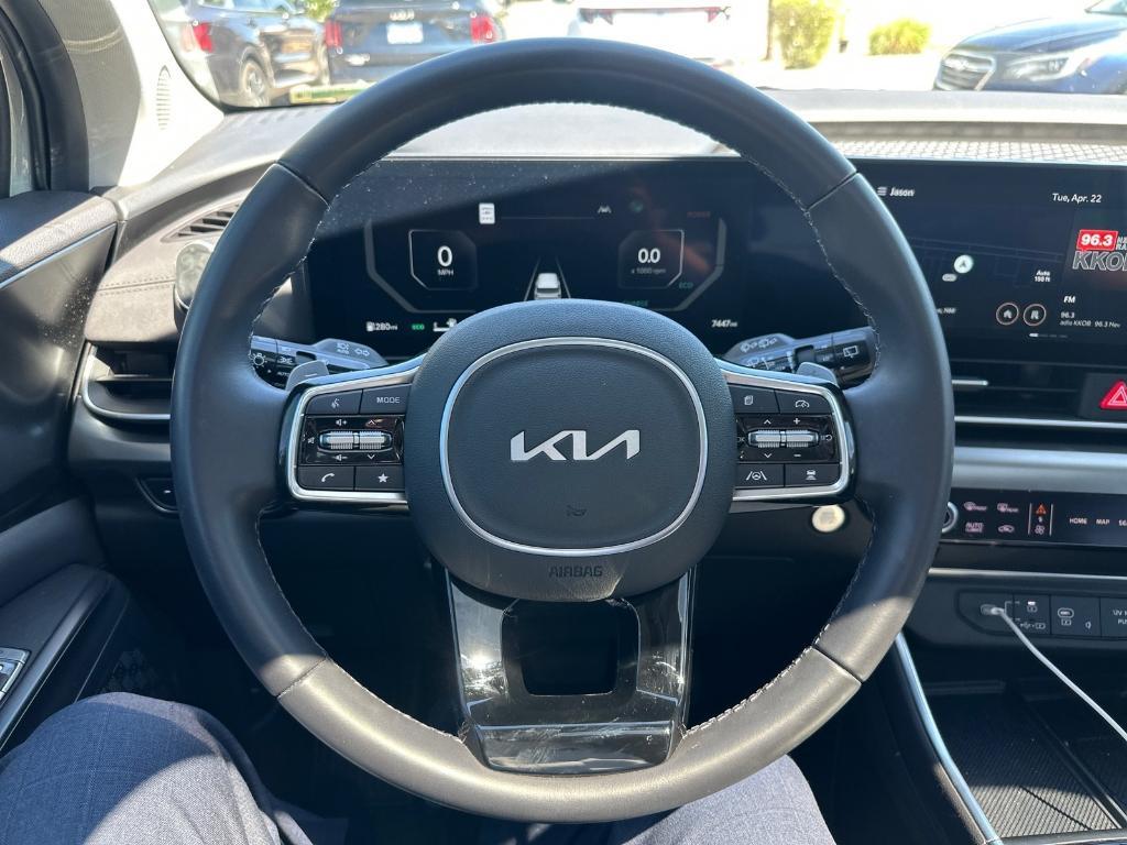 used 2025 Kia Carnival Hybrid car, priced at $48,791