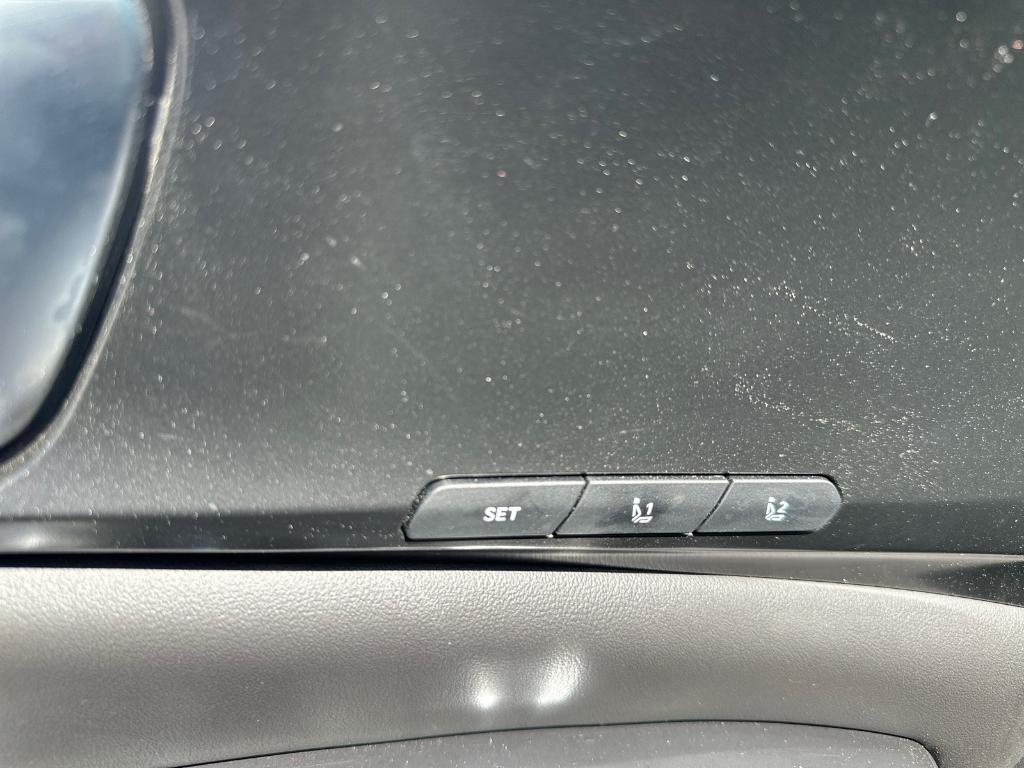 used 2025 Kia Carnival Hybrid car, priced at $48,791