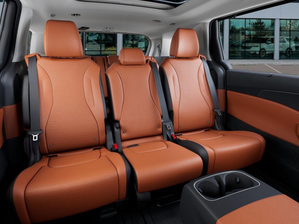 new 2025 Kia Carnival Hybrid car