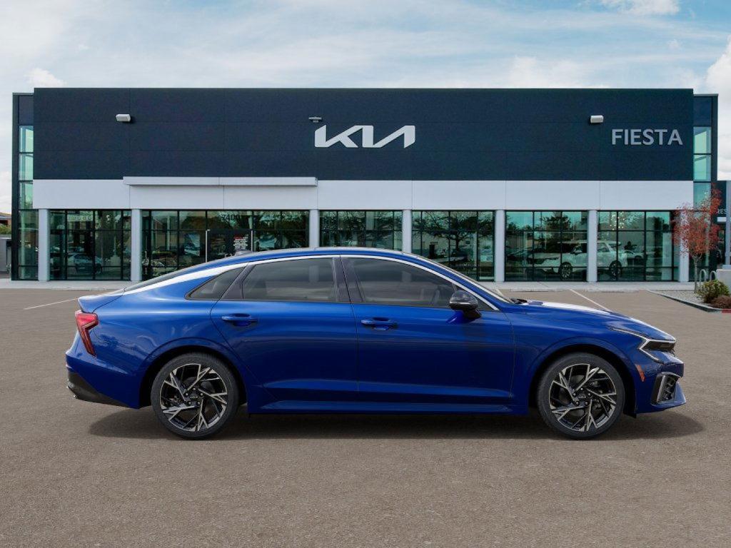 new 2025 Kia K5 car