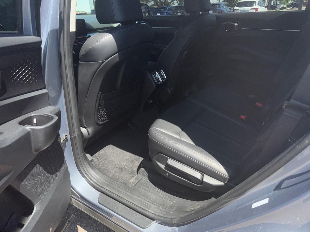 used 2024 Kia Sorento car, priced at $29,451