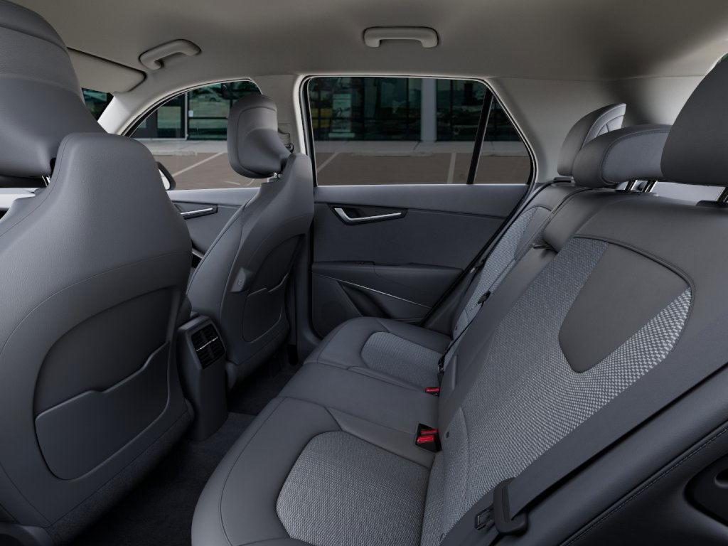 new 2025 Kia Niro car