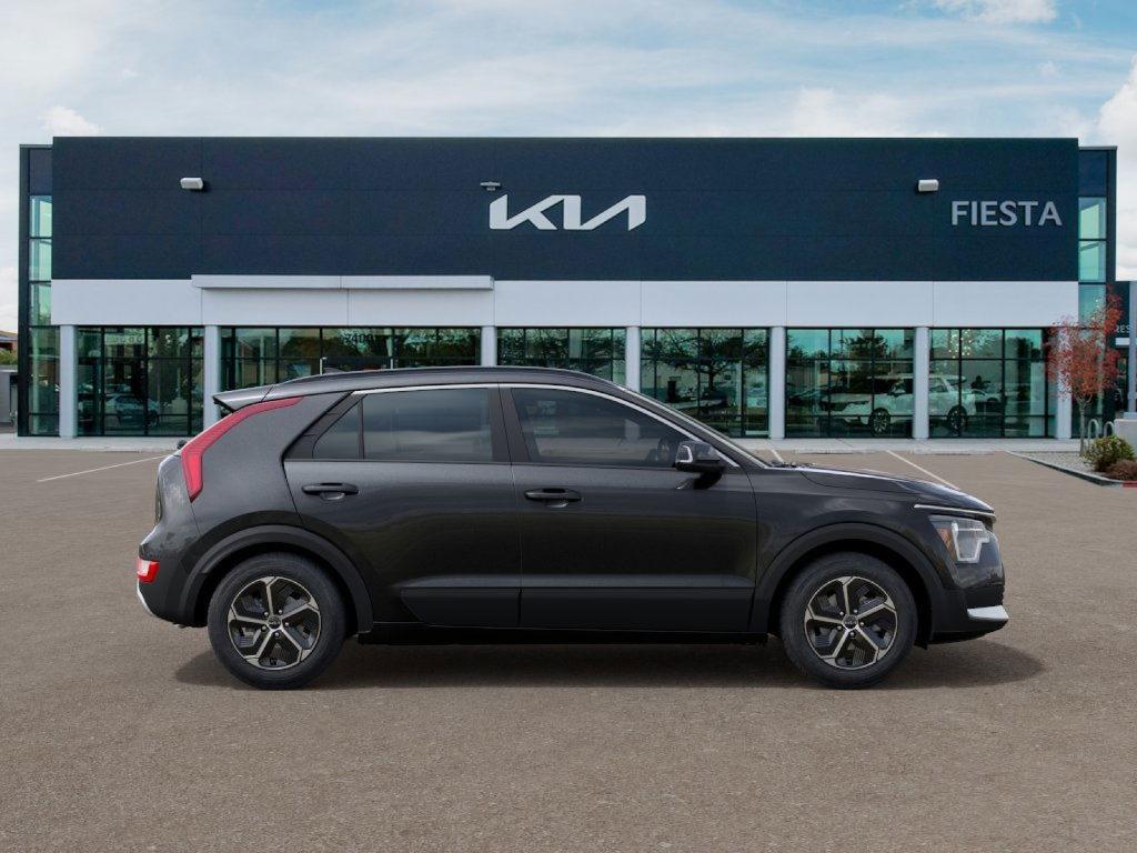 new 2025 Kia Niro car