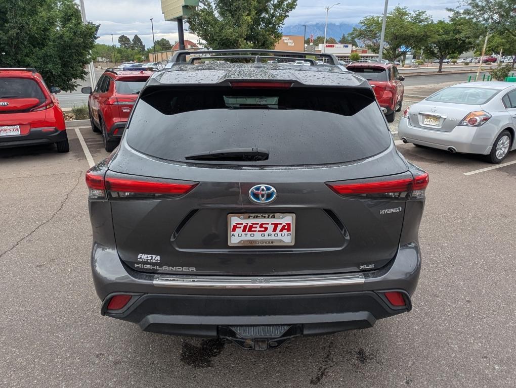 used 2020 Toyota Highlander Hybrid car, priced at $29,592
