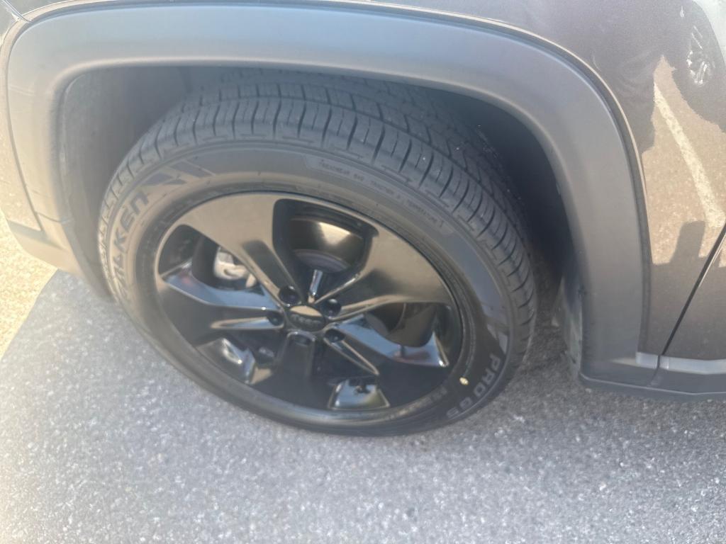used 2020 Jeep Compass car, priced at $15,891