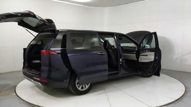used 2024 Kia Carnival car, priced at $32,495