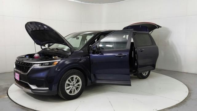 used 2024 Kia Carnival car, priced at $32,495