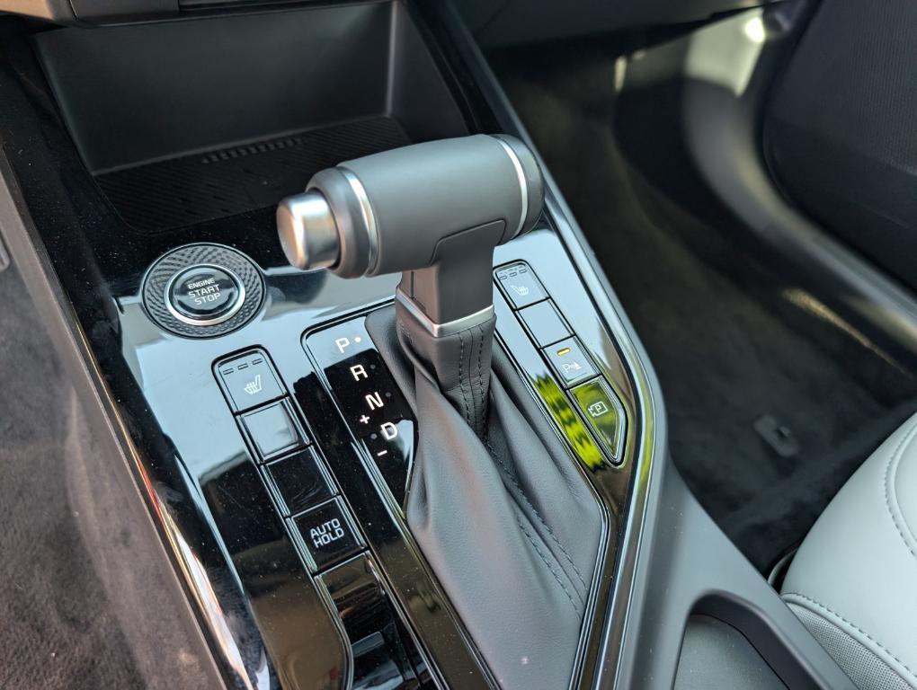 used 2025 Kia Niro car, priced at $29,995