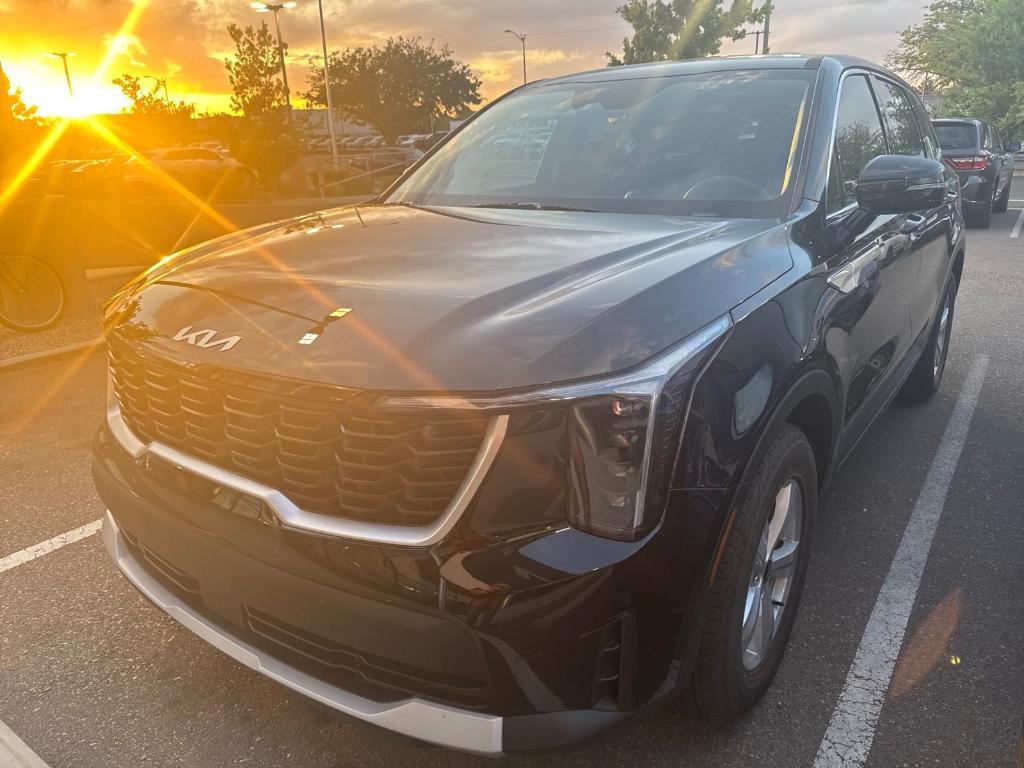 used 2025 Kia Sorento car, priced at $31,992