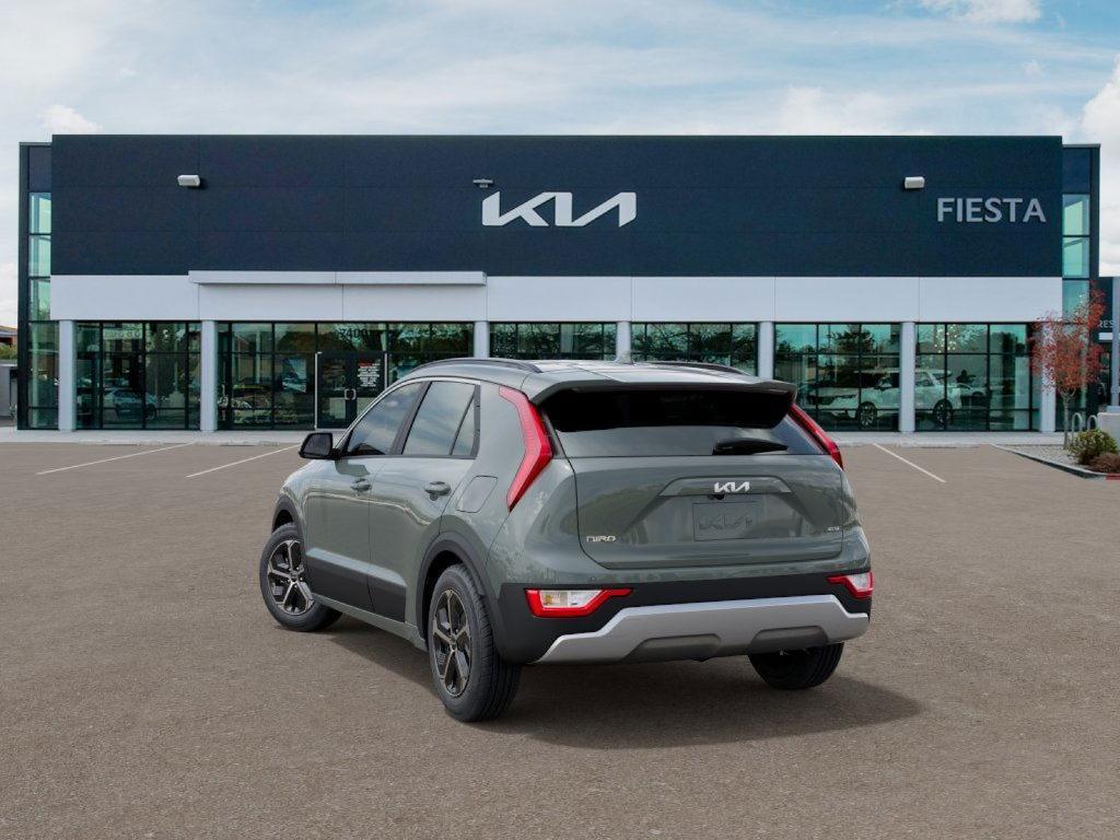 new 2025 Kia Niro car
