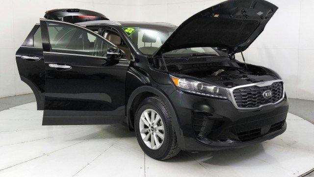 used 2020 Kia Sorento car, priced at $17,382