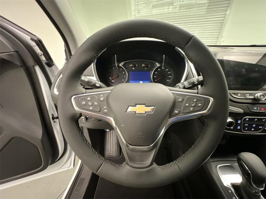 new 2024 Chevrolet Equinox car, priced at $30,635