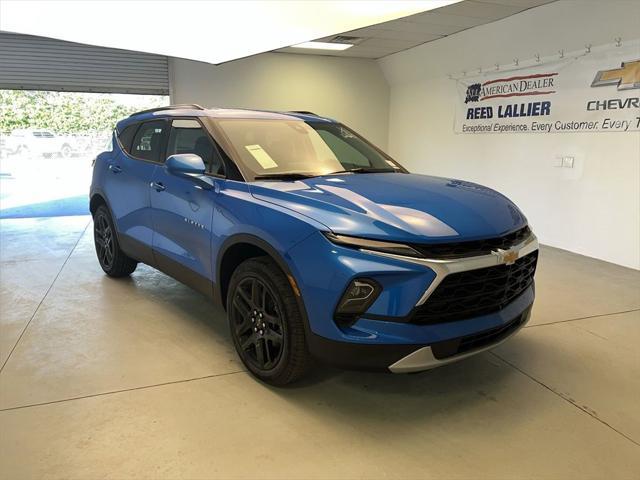 new 2025 Chevrolet Blazer car, priced at $38,250