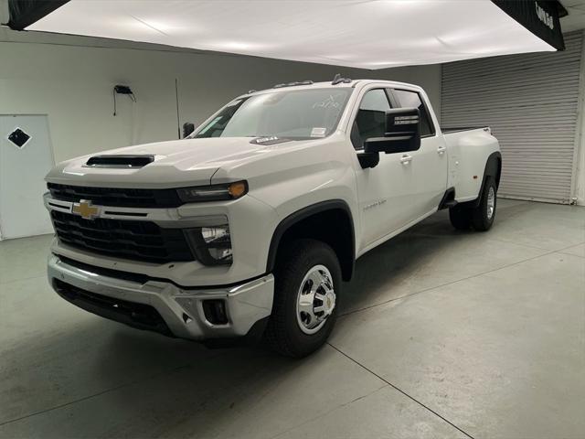 new 2025 Chevrolet Silverado 3500 car, priced at $64,585