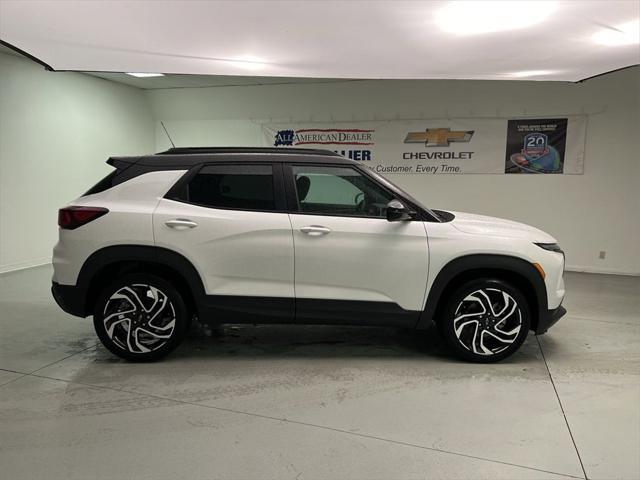 new 2025 Chevrolet TrailBlazer car, priced at $29,180