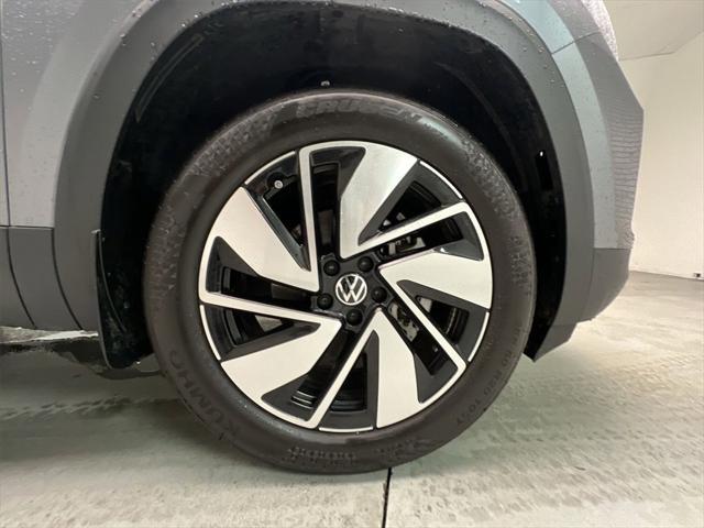 used 2024 Volkswagen Atlas car, priced at $41,842