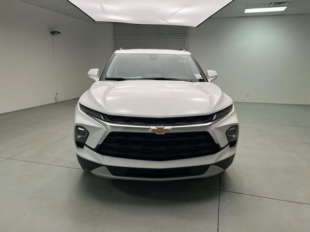 new 2025 Chevrolet Blazer car, priced at $38,250