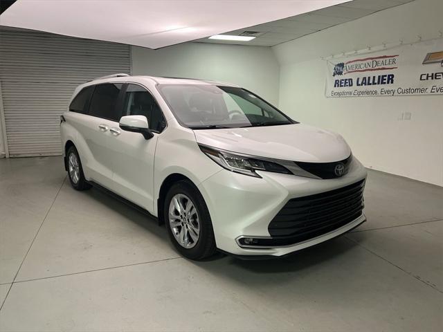 used 2024 Toyota Sienna car, priced at $51,992