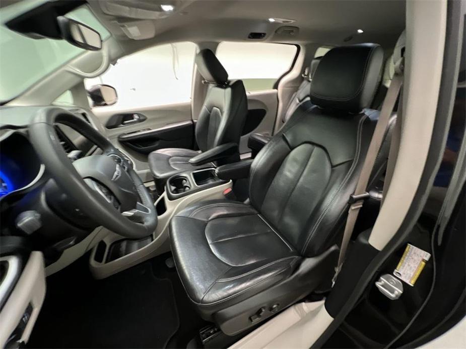 used 2022 Chrysler Pacifica car, priced at $26,894