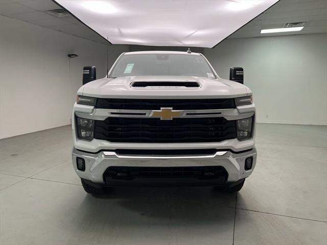 new 2025 Chevrolet Silverado 3500 car, priced at $75,384