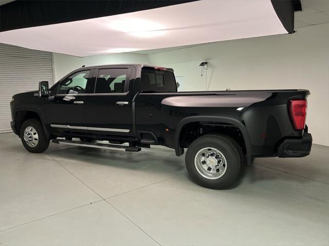 new 2025 Chevrolet Silverado 3500 car, priced at $89,115