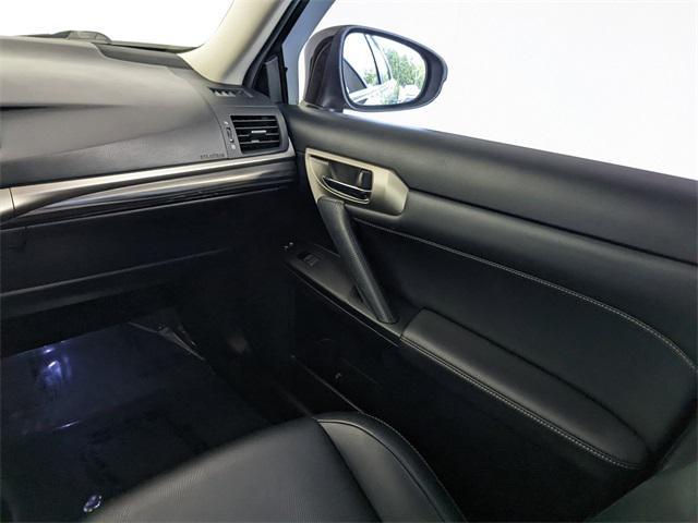 used 2016 Lexus CT 200h car, priced at $15,700
