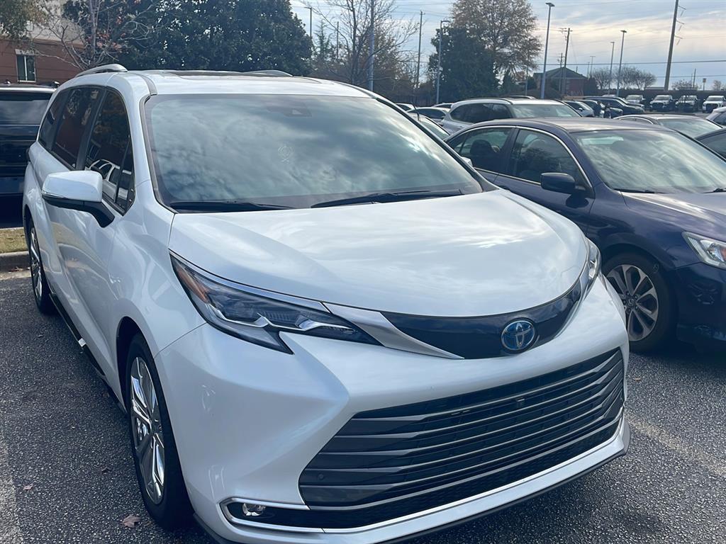 used 2022 Toyota Sienna car, priced at $42,800