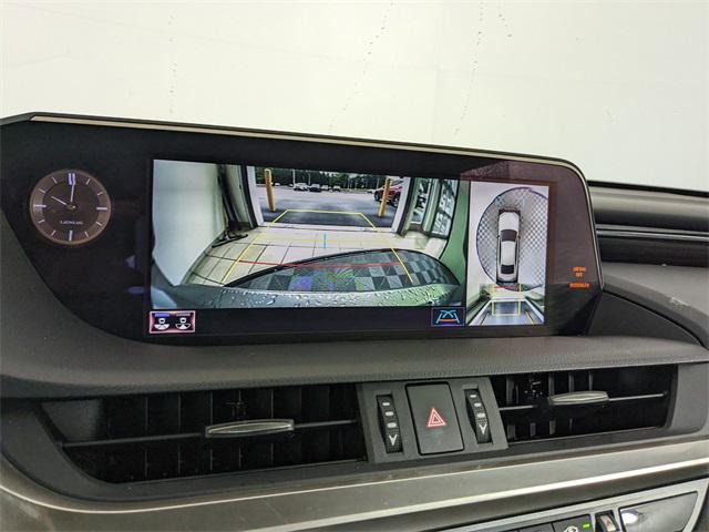 used 2021 Lexus ES 300h car, priced at $33,900