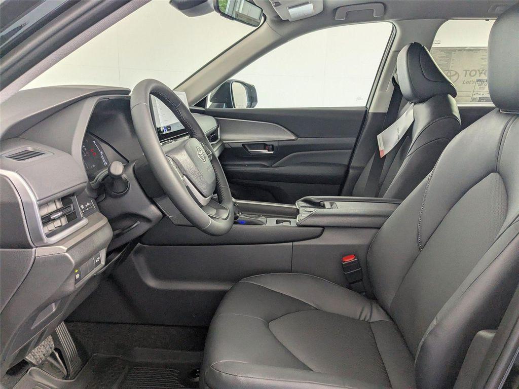 new 2025 Toyota Grand Highlander Hybrid car, priced at $50,888