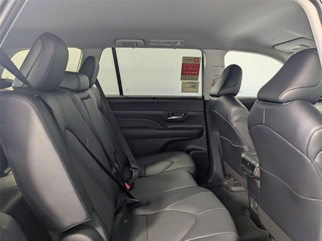 new 2025 Toyota Grand Highlander Hybrid car, priced at $50,888