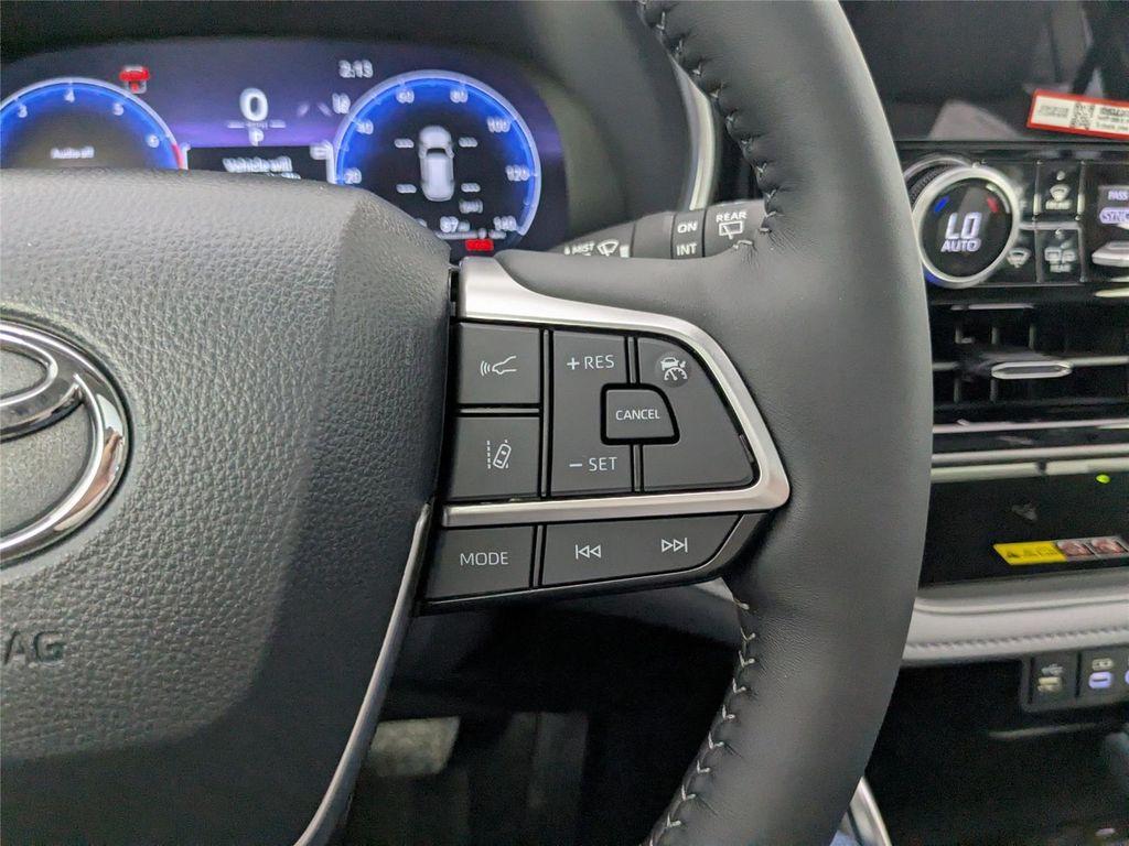 new 2026 Toyota Highlander car, priced at $57,562