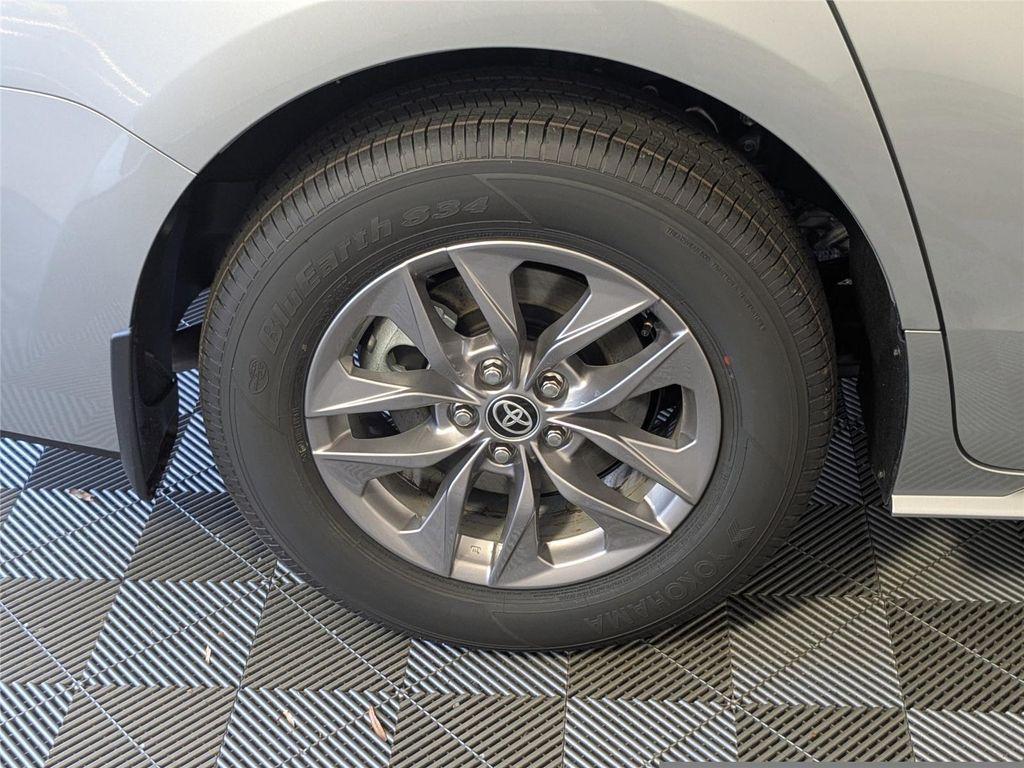 new 2025 Toyota Sienna car, priced at $47,957