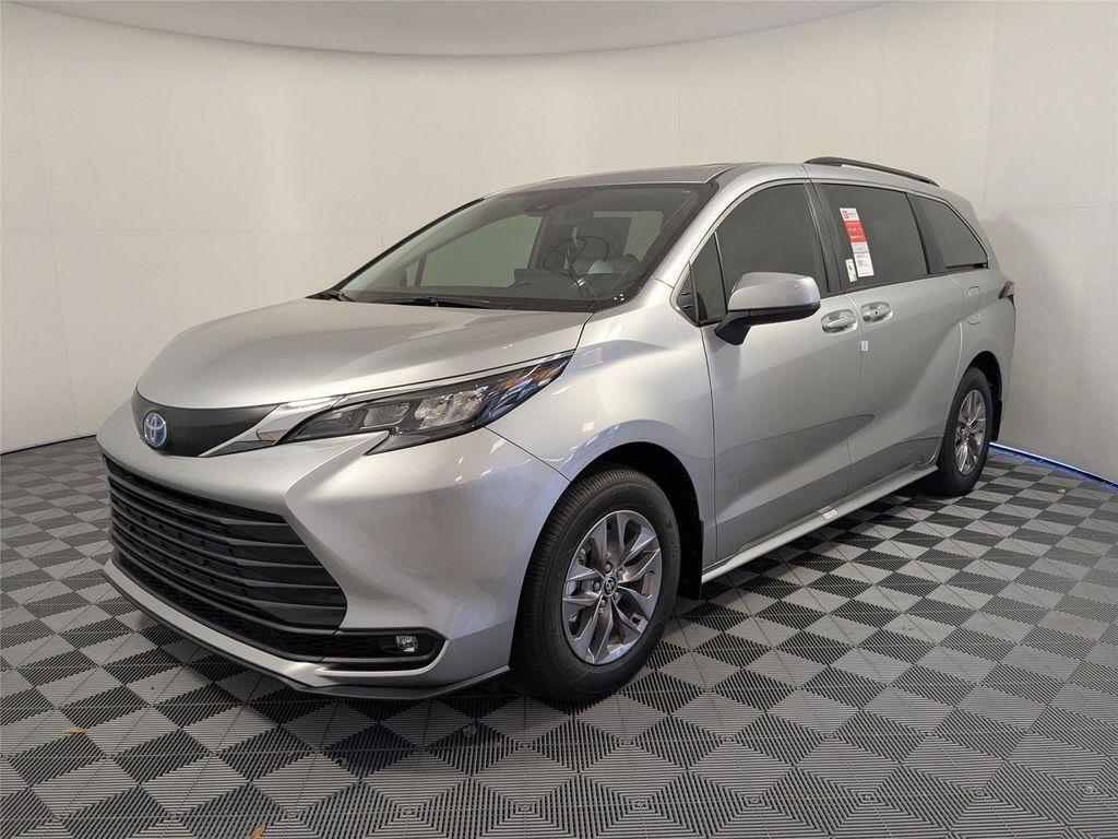 new 2025 Toyota Sienna car, priced at $47,957