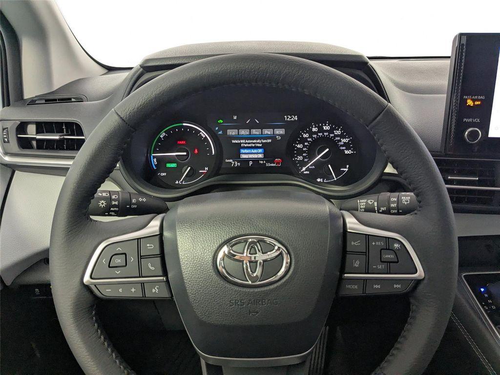 new 2025 Toyota Sienna car, priced at $47,957