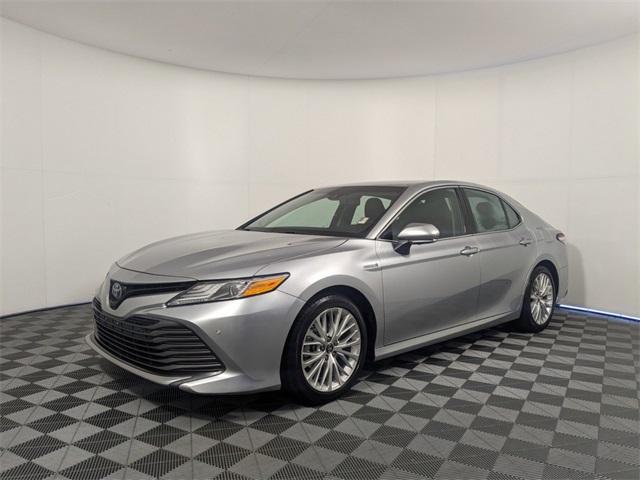 used 2018 Toyota Camry Hybrid car, priced at $21,467